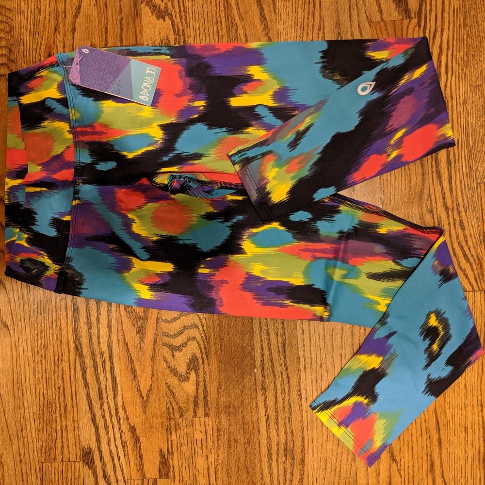 NWT Dona Jo Leggings